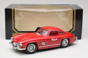 Mercedes 300 SL W198 Red Metallic Bburago 1:18 3013-M1 Metall - pilt 8/8
