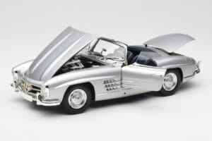 Mercedes 300 SL W198 Roadster Silver Metallic Minichamps 1:18 180039030 Metall - pilt 2/8