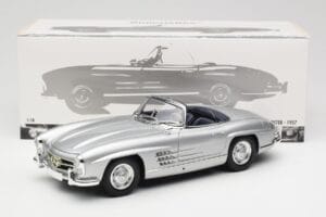 Mercedes 300 SL W198 Roadster Silver Metallic Minichamps 1:18 180039030 Metall - pilt 8/8