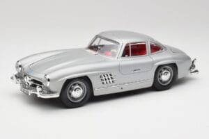 Mercedes 300 SL W198 Gullwing Silver Hall Bburago 1:18 3513 Metall