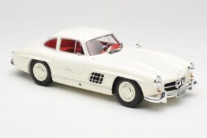 Mercedes 300 SL W198 Valge Minichamps 1:18 180039006 Metall - pilt 6/8