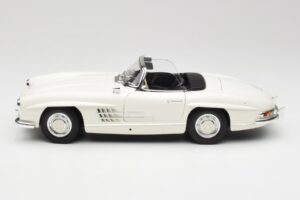 Mercedes 300 SL W198 Roadster Valge Pehme Katusega Minichamps 1:18 180039034 Metall - pilt 5/9