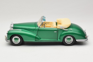 Mercedes 300S Cabriolet Green Metallic Maisto 1:18 52116 Metall - pilt 4/7