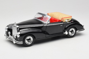 Mercedes 300S W188 Roadster Must Welly 1:18 801-3271398 Metall