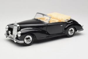 Mercedes 300SC W188 Obsidian Must Maisto 1:18 806B Metall