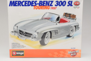 Mercedes 300SL Roadster Hõbedane Bburago 1:18 7043 Metall