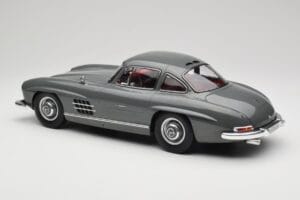 Mercedes 300SL W198 Gullwing Graphite Grey Norev 1:12 123852 Metall - pilt 5/6