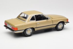Mercedes 350 SL R107 Kuldne Sun Star 1:18 MB004 Metall - pilt 3/8