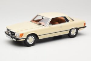 Mercedes 350 SLC C107 Valge Cult Models 1:18 CML049-1 Metall