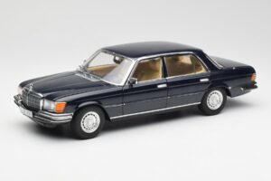 Mercedes 450 SEL 6.9 W116 Tumesinine Revell 1:18 8956 Metall