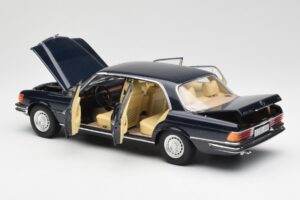 Mercedes 450 SEL 6.9 W116 Tumesinine Revell 1:18 8956 Metall - pilt 5/8