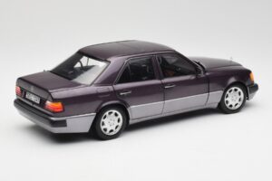 Mercedes 500 E W124 Bornit Metallic Norev 1:18 183948 Metall - pilt 3/8