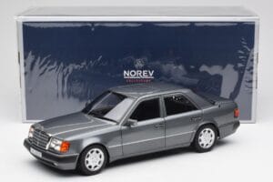 Mercedes 500 E W124 Pearl Hall Norev 1:18 183946 Metall - pilt 8/8