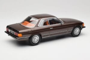 Mercedes 500 SLC C107 Beige Metallic KK-Scale 1:18 KKDC180851 Metall - pilt 2/6