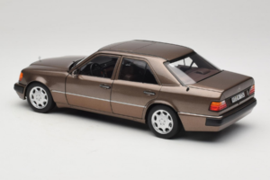 Mercedes 500E W124 Impala Metallic Norev 1:18 183954 Metall - pilt 7/8