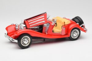 Mercedes 500K Roadster Punane Bburago 1:18 3020 Metall - pilt 2/8