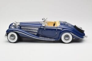Mercedes 500K Special Roadster Sinine Maisto 1:18 56059 Metall - pilt 4/8
