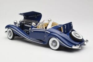 Mercedes 500K Special Roadster Sinine Maisto 1:18 56059 Metall - pilt 5/8