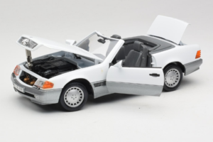 Mercedes 500 SL R129 Valge Roadtough 1:18 92048 Metall - pilt 2/8
