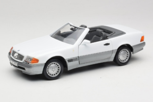 Mercedes 500 SL R129 Valge Roadtough 1:18 92048 Metall