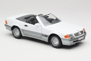 Mercedes 500 SL R129 Valge Roadtough 1:18 92048 Metall - pilt 6/8