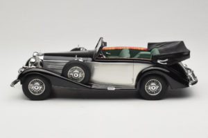 Mercedes 540K Kabriolett Must Hõbedane Cult Models 1:18 CML184-3 Metall - pilt 3/6