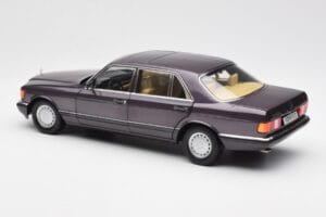 Mercedes 560 SEL W126 Lilla Metallic Norev 1:18 183544 Metall - pilt 7/8