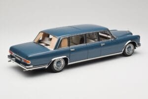 Mercedes 600 Pullman W100 Sinine NZG 1:18 B66040707 Metall - pilt 3/8