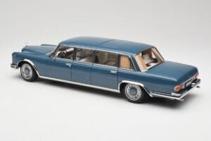 Mercedes 600 Pullman W100 Sinine NZG 1:18 B66040707 Metall - pilt 7/8