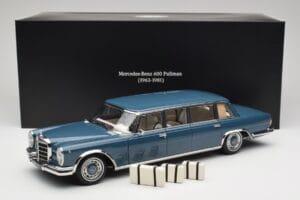 Mercedes 600 Pullman W100 Sinine NZG 1:18 B66040707 Metall - pilt 8/8