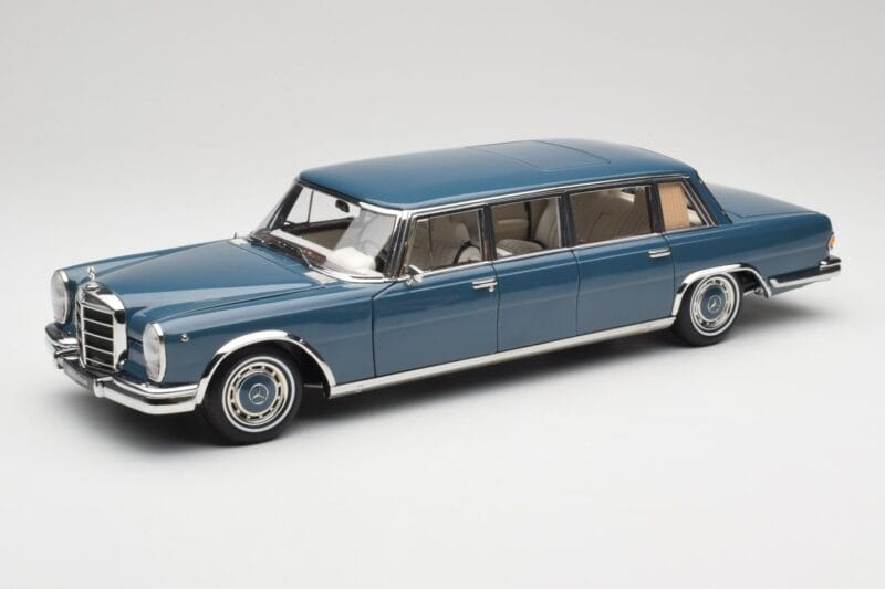 Mercedes 600 Pullman W100 Sinine NZG 1:18 B66040707 Metall
