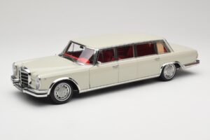 Mercedes 600 Pullman W100 Helehall NZG 1:18 B66040708 Metall