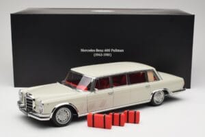 Mercedes 600 Pullman W100 Helehall NZG 1:18 B66040708 Metall - pilt 8/8