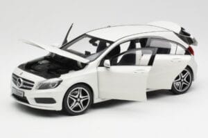 Mercedes A-Class W176 Cirrus Valge Norev 1:18 B66960126 Metall - pilt 2/8
