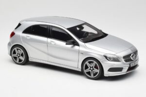 Mercedes A-Class W176 Polar Hõbe Norev 1:18 B66960139 Metall - pilt 6/8
