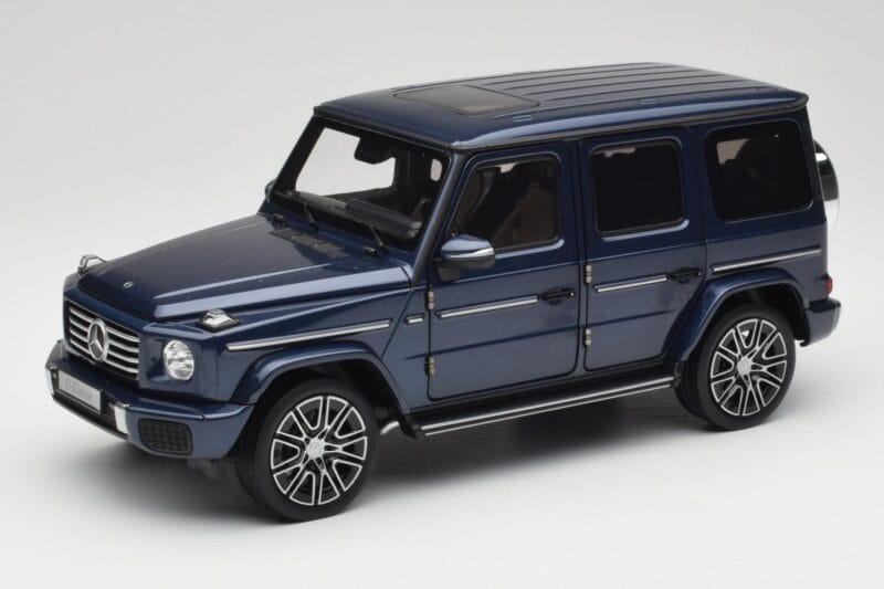 Mercedes AMG G 63 L W465 Tumedsinine Norev 1:18 B66960663 Metall
