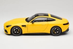 Mercedes AMG GT 43 C192 Turbo Sun Yellow NZG 1:18 B66960587 Metall - pilt 4/8