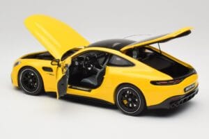 Mercedes AMG GT 43 C192 Turbo Sun Yellow NZG 1:18 B66960587 Metall - pilt 5/8
