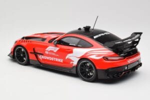 Mercedes AMG GT Black Series C190 Safety Car F1 2023 Minichamps 1:18 155032091 Metall - pilt 5/6