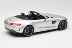 Mercedes AMG GT C Roadster R190 Hõbedane Norev 1:18 183453 Metall - pilt 2/6