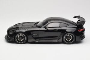 Mercedes AMG GT C190 Black Series Jet Black Metallic Minichamps 1:18 155032024 Metall - pilt 3/6