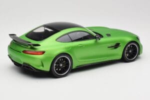Mercedes AMG GT R C190 Matt Roheline Minichamps 1:18 155036020 Metall - pilt 2/6