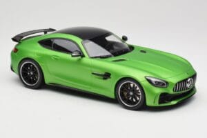 Mercedes AMG GT R C190 Matt Roheline Minichamps 1:18 155036020 Metall - pilt 4/6
