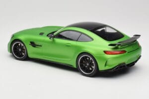 Mercedes AMG GT R C190 Matt Roheline Minichamps 1:18 155036020 Metall - pilt 5/6