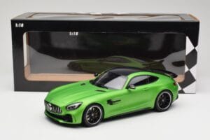 Mercedes AMG GT R C190 Matt Roheline Minichamps 1:18 155036020 Metall - pilt 6/6