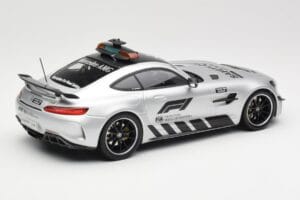 Mercedes AMG GT R C190 Safety Car F1 2019 Minichamps 1:18 155036090 Metall - pilt 2/6