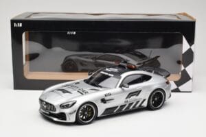 Mercedes AMG GT R C190 Safety Car F1 2019 Minichamps 1:18 155036090 Metall - pilt 6/6
