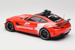 Mercedes AMG GT R C190 Safety Car F1 2021 Minichamps 1:18 155036095 Metall - pilt 5/6