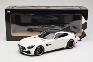 Mercedes AMG GT R C190 Valge Metallic Minichamps 1:18 155036028 Metall - pilt 6/6