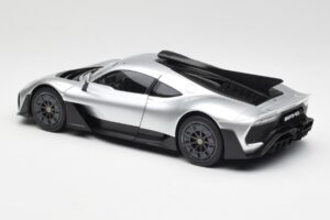 Mercedes AMG One Hightech Hõbedane NZG 1:18 B66961043 Metall - pilt 7/8